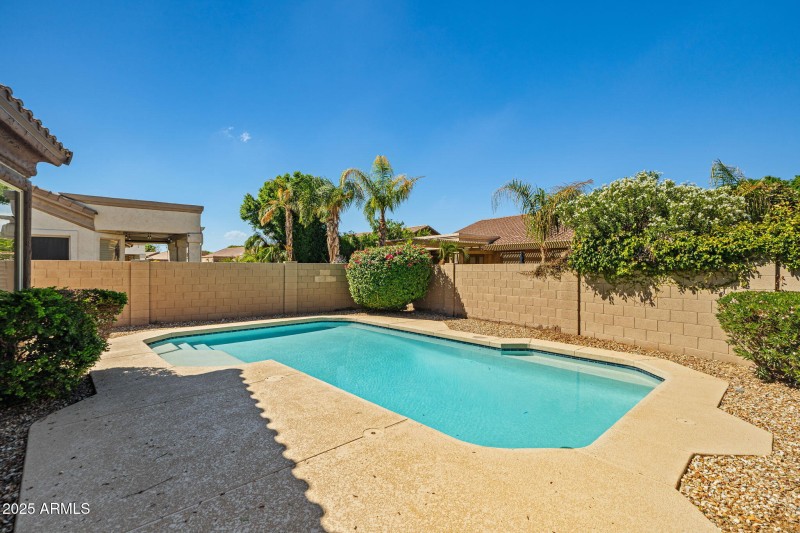 Pool w Variable Speed Pump