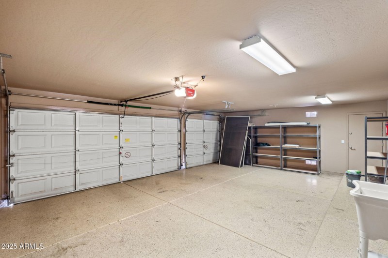 3 Car Garage