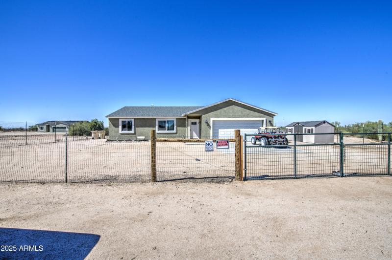 Front with gated fencing