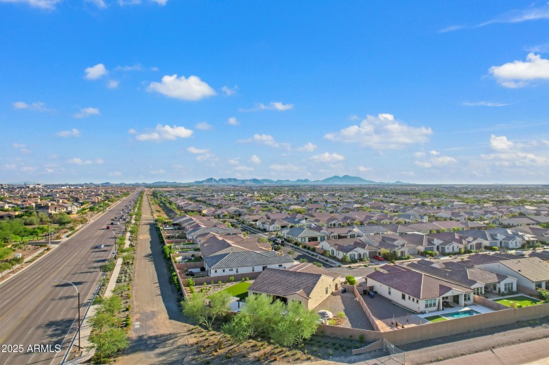 5211 S Del Rancho-67