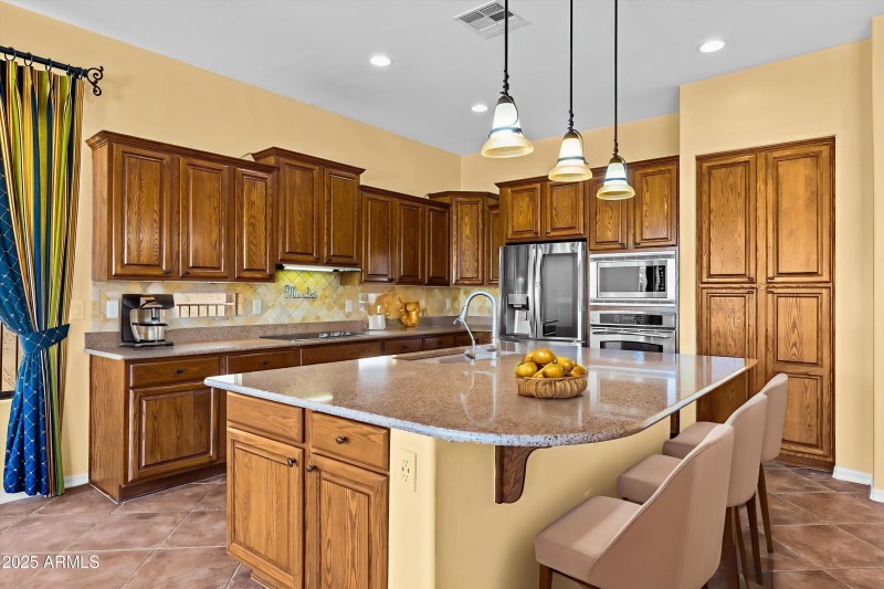 16-DSC06833 - Kitchen - Standard - 0