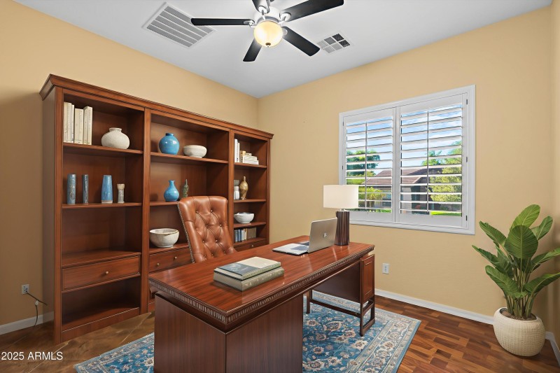 34-DSC06887 - Home Office - Standard - 1