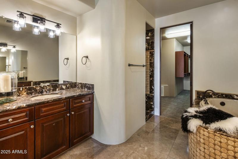 22-web-or-mls-D46A9856 copy