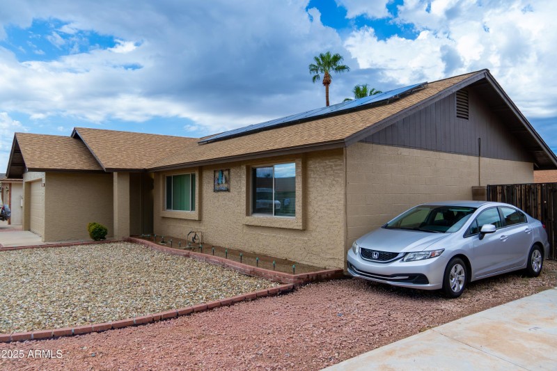 Exterior 3