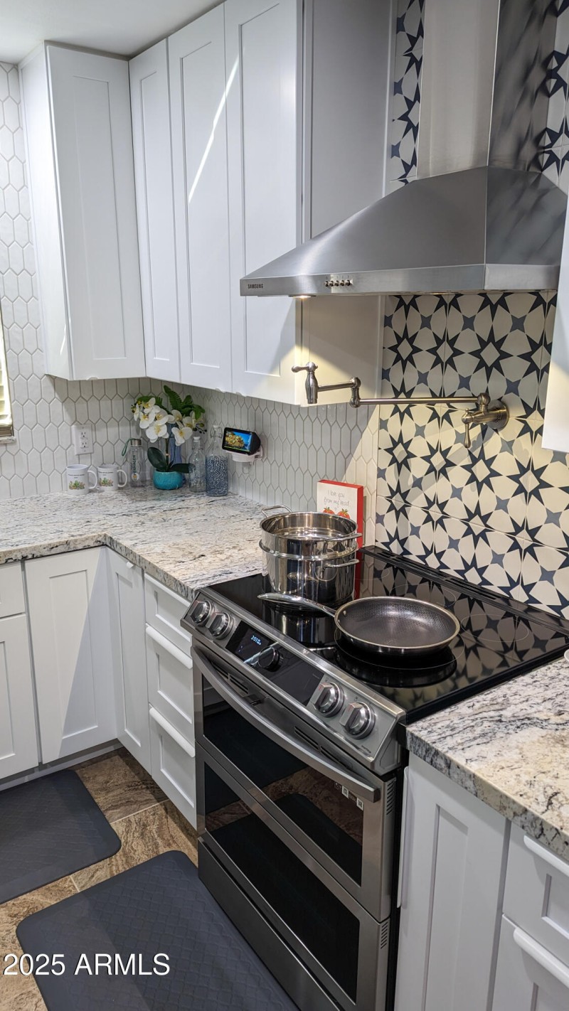 Kitchen 6