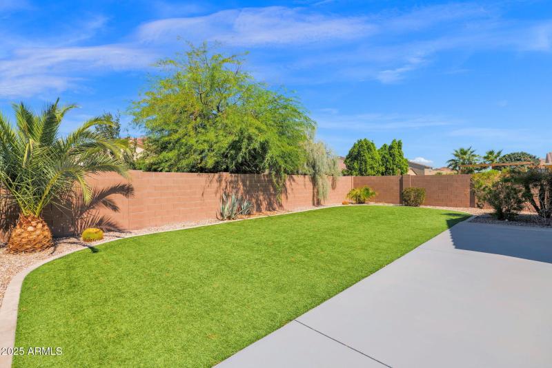 37-web-or-mls-P1314623