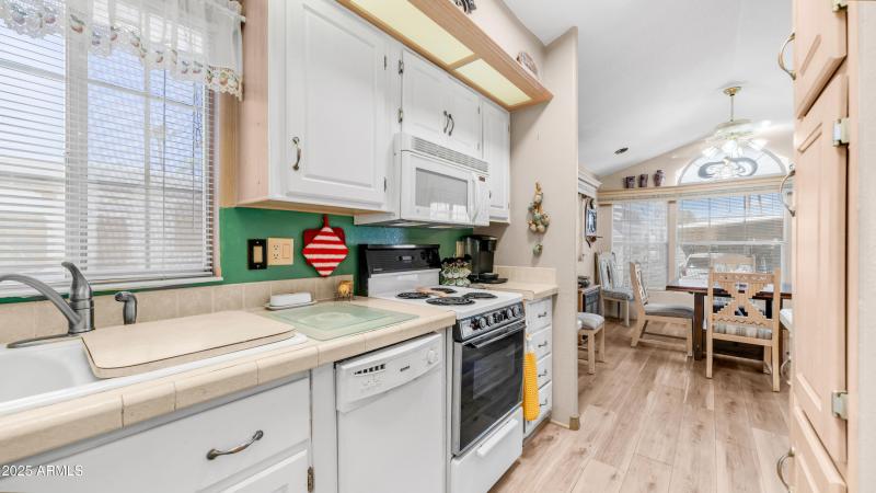 3710 S Goldfield Rd Lot 611 (8)