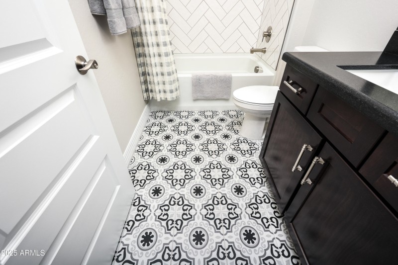Guest Bath 2