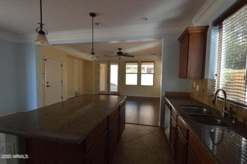 20221001192623709960000000-o