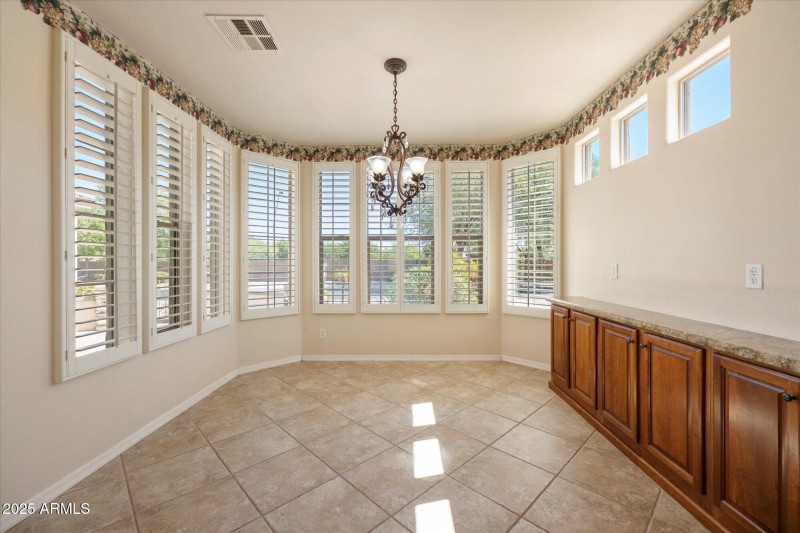 Breakfast Room