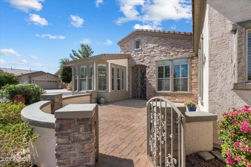Private Courtyard