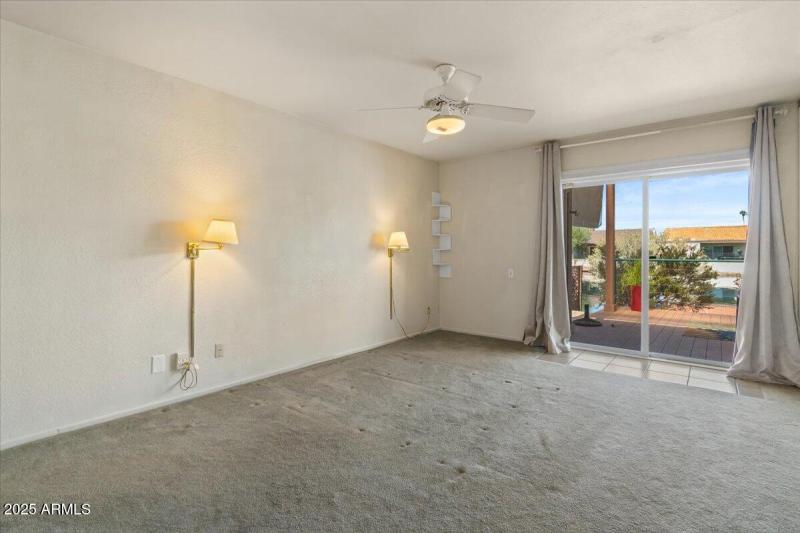 14-Primary bedroom