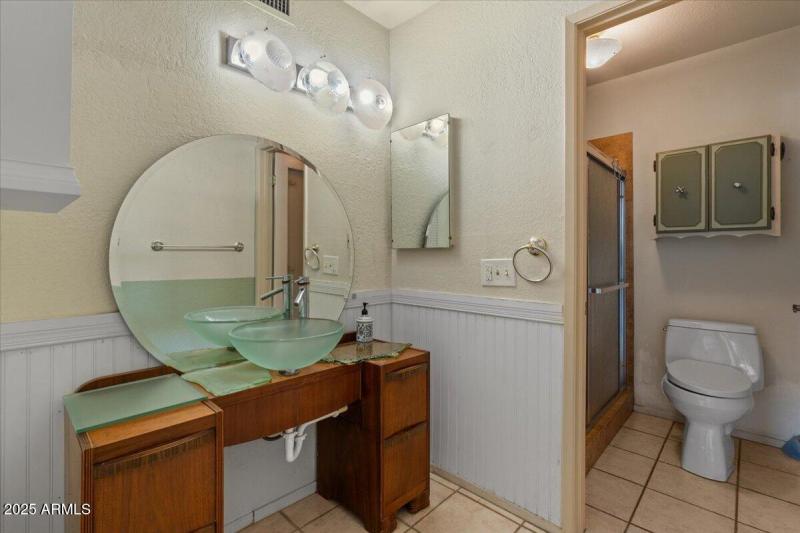 16-Primary bathroom