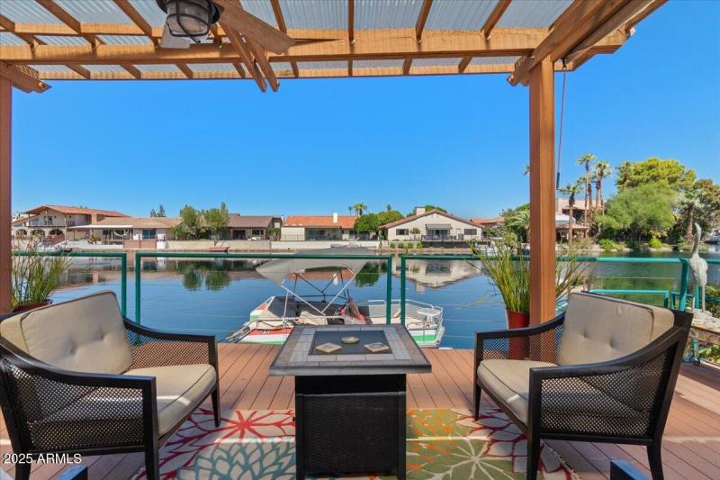 24-Back deck