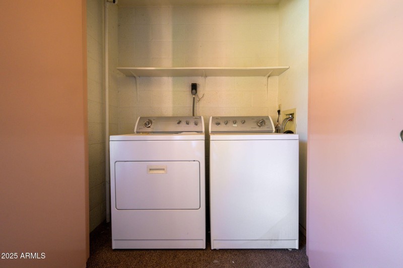 Washer/Dryer Closet