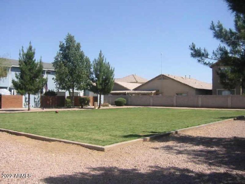 85ba65e39e434afca01ebcb3f93c252b