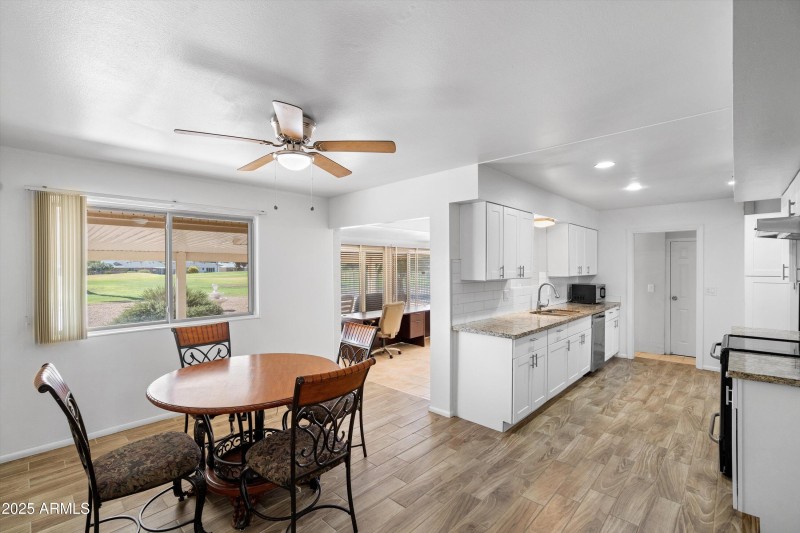 Breakfast Area to Kitchen