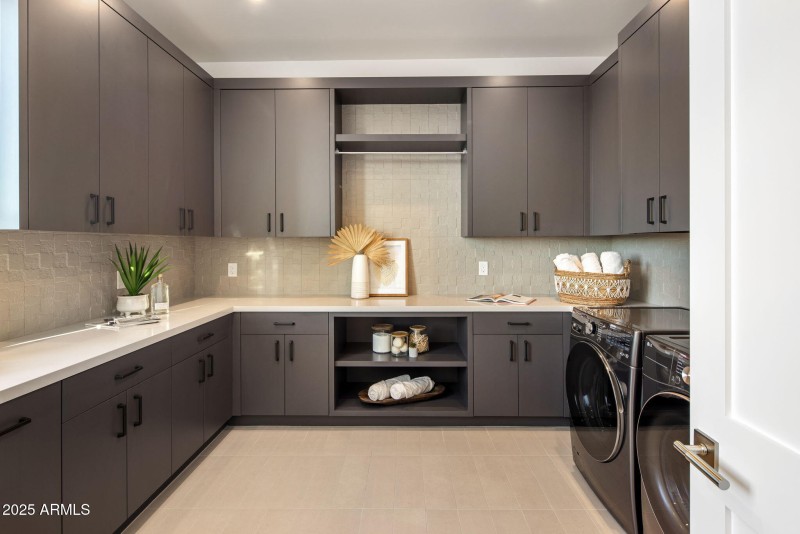 24-web-or-mls-D46A8778 copy