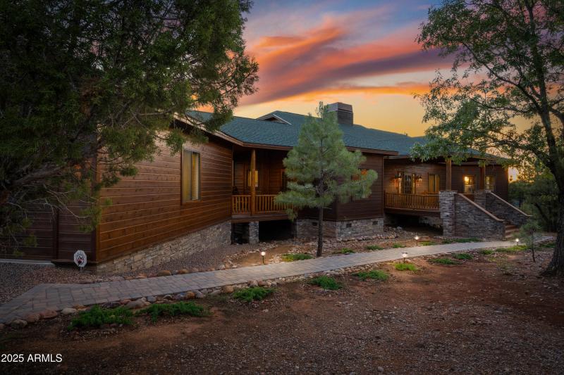 1600SVineMapleLn-ShowLow-AZ-Twilights-3