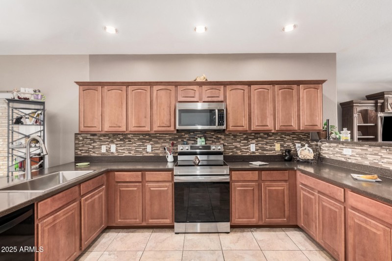 10 Ridgeview