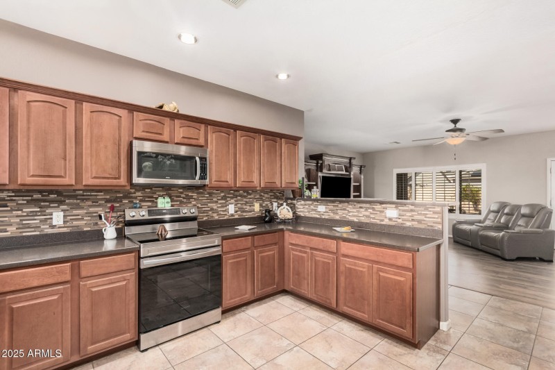 11 Ridgeview