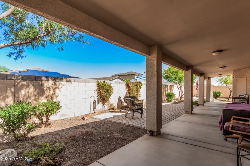 27 Ridgeview