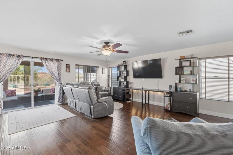 8-web-or-mls-226th-8