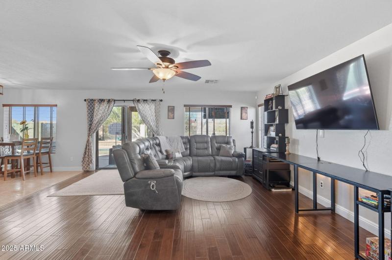 9-web-or-mls-226th-9