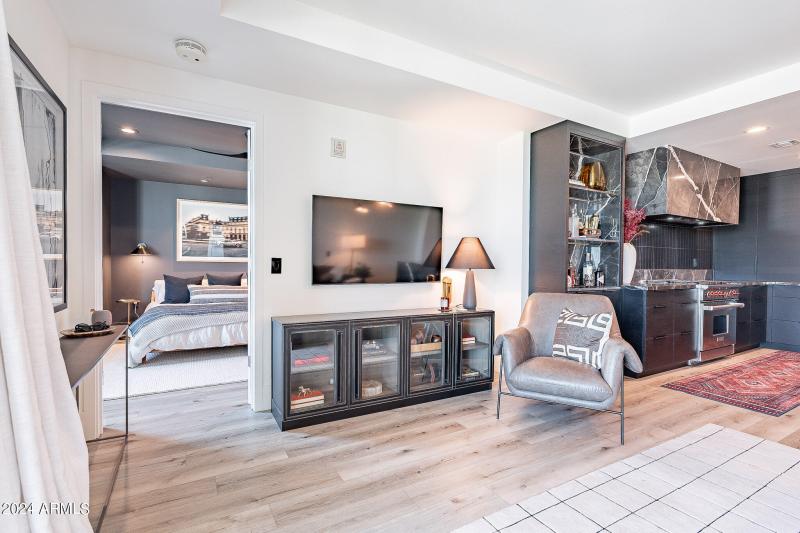 24-web-or-mls-Main-24