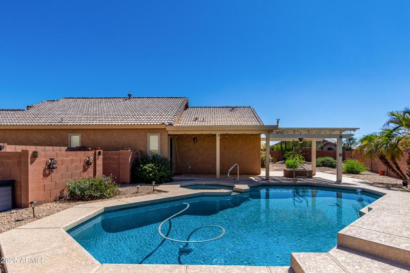 b29cdf5fbb138425fd3b3476ce93d8ae