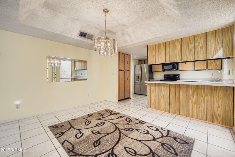 7927 E. Bonnie Rose Ave - MLS Sized - 01