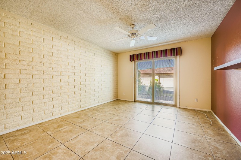 7927 E. Bonnie Rose Ave - MLS Sized - 02