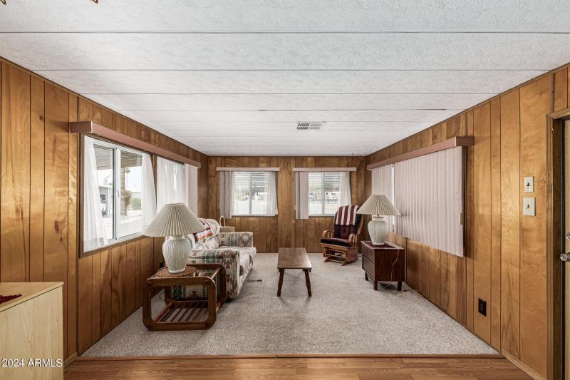 OPEN LIVING SPACE