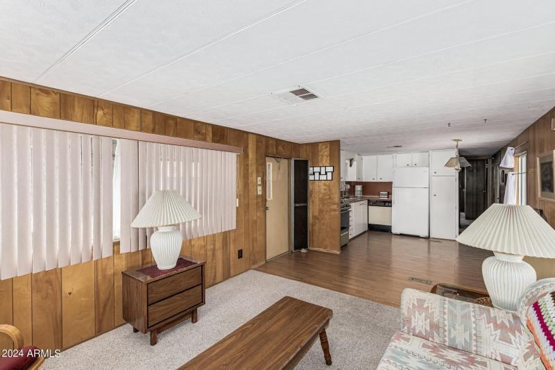 LIVING SPACE OPEN