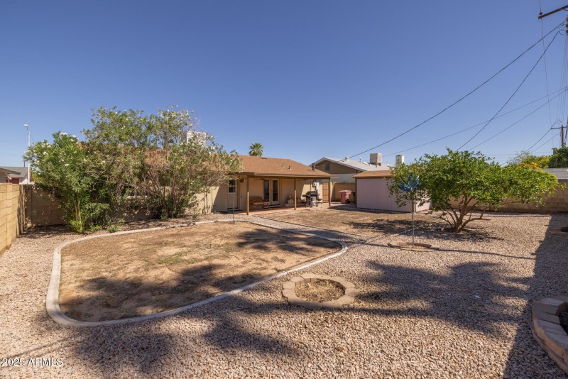 21)BACK OF HOME