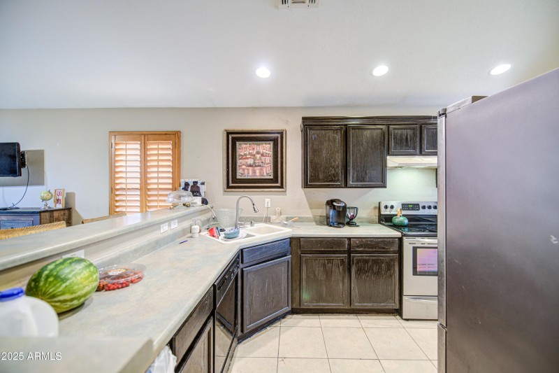 Kitchen 3