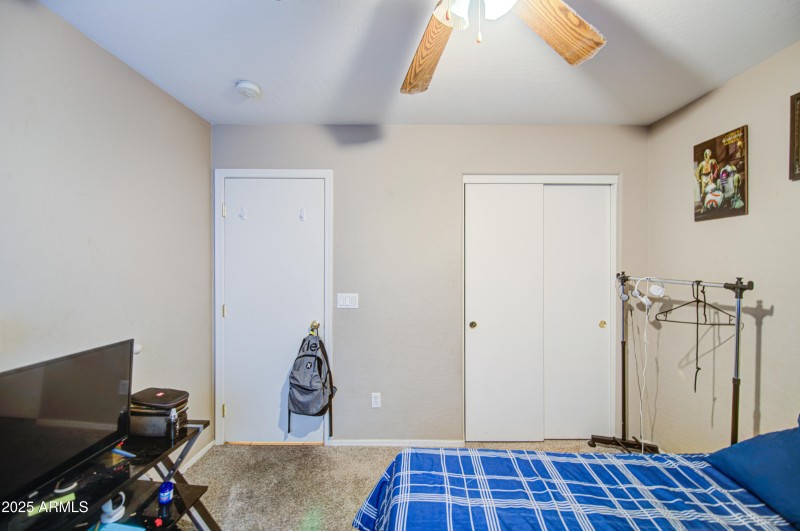 Bedroom 2-pic 2