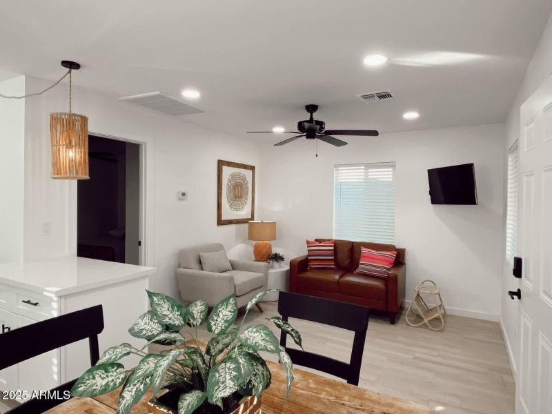 7f841558-8859-4307-bbdb-598d43fe0148