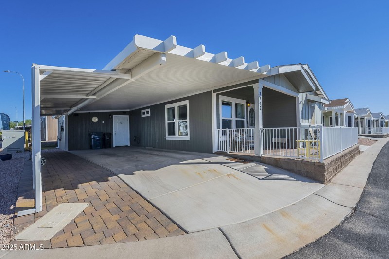 28-web-or-mls-Hawes-2