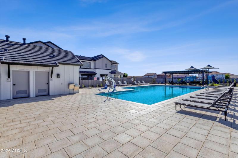 215-web-or-mls-