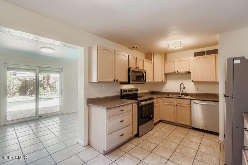 8020 E Monte Vista Rd - Web Quality - 01