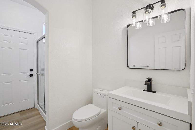 37-web-or-mls-W Aurora Dr-S0210-033