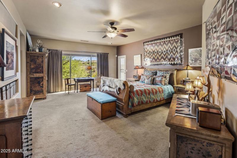 Primary suite