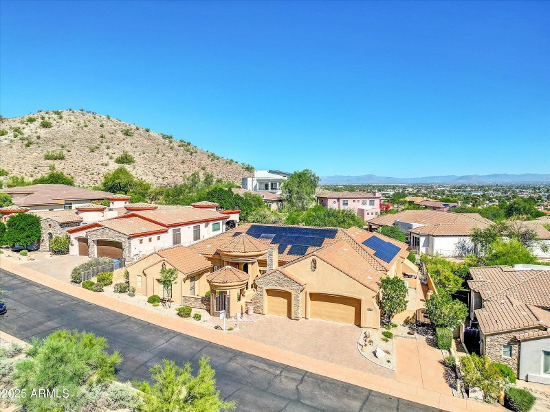 092-2732 E Friess Drive-92