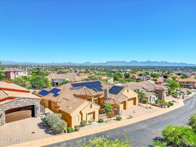 089-2732 E Friess Drive-89