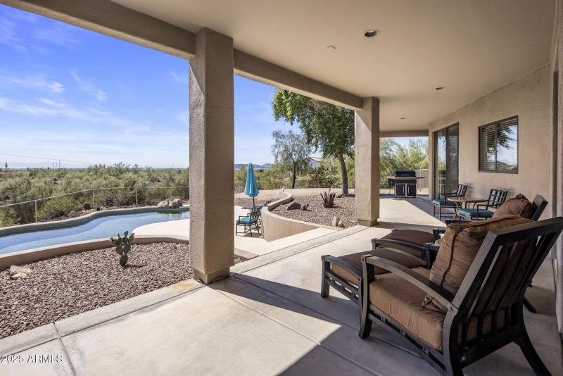 Patio to pool