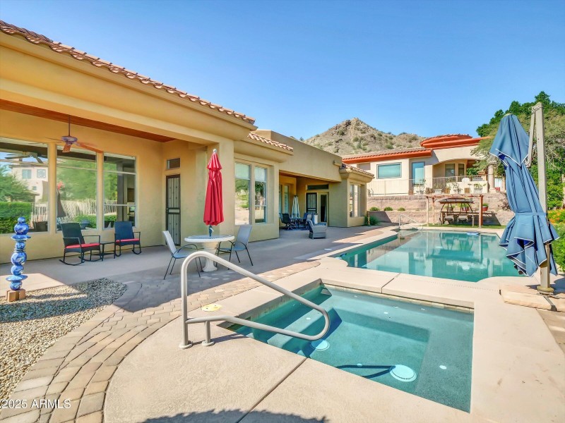 083-2732 E Friess Drive-83