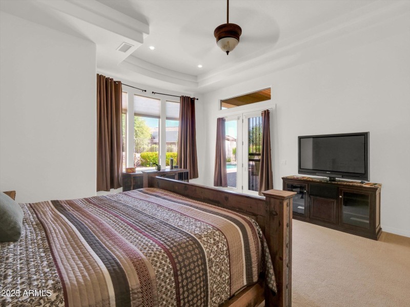 065-2732 E Friess Drive-65