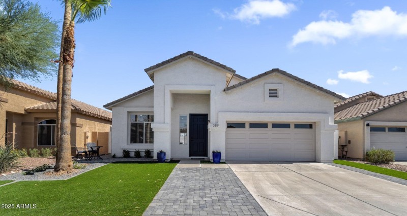 2-web-or-mls-389-w-fairway-pl a