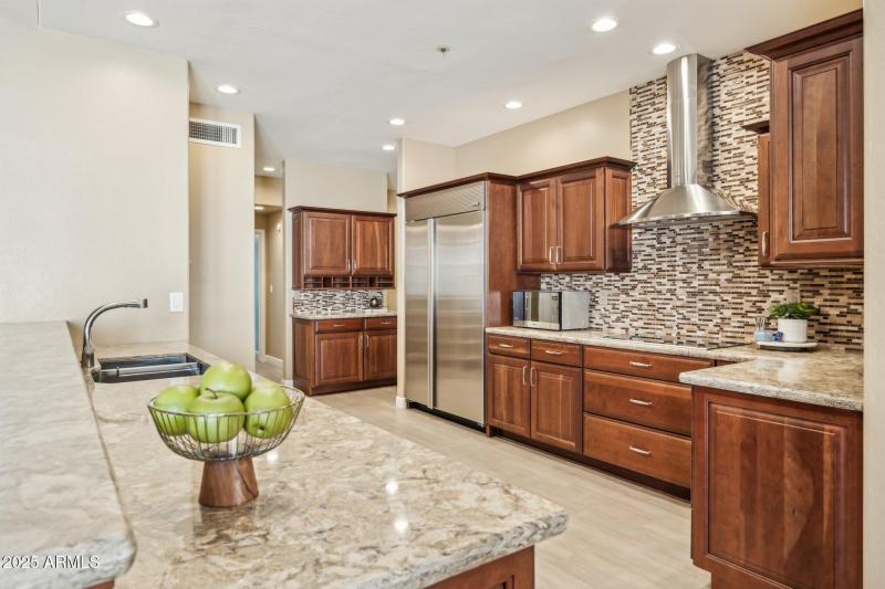 17-web-or-mls-11488-e-bella-vista-dr